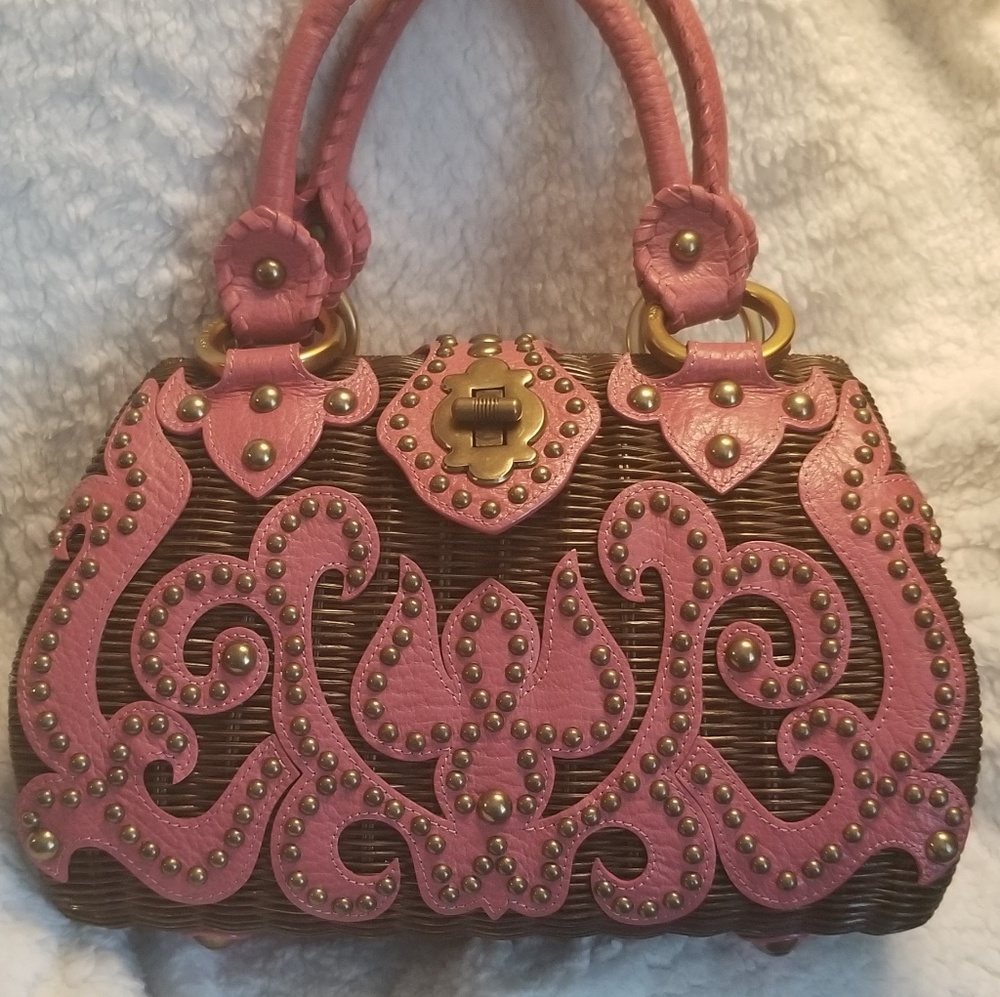Isabella Fiore - Chocolate and pink wicker handbag